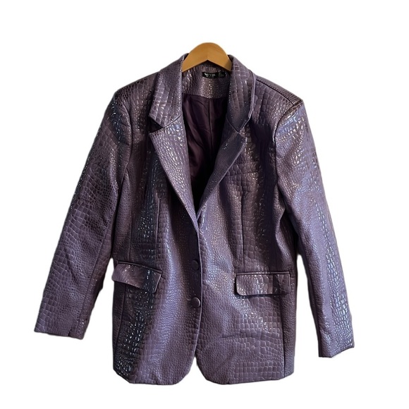 Nasty Gal Jackets & Blazers - Women’s Nasty Gal Lavender Purple Faux Leather Jacket Size 2